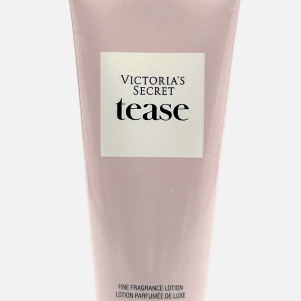 Victoria's Secret Tease Fragrance Lotion in Soft Pink